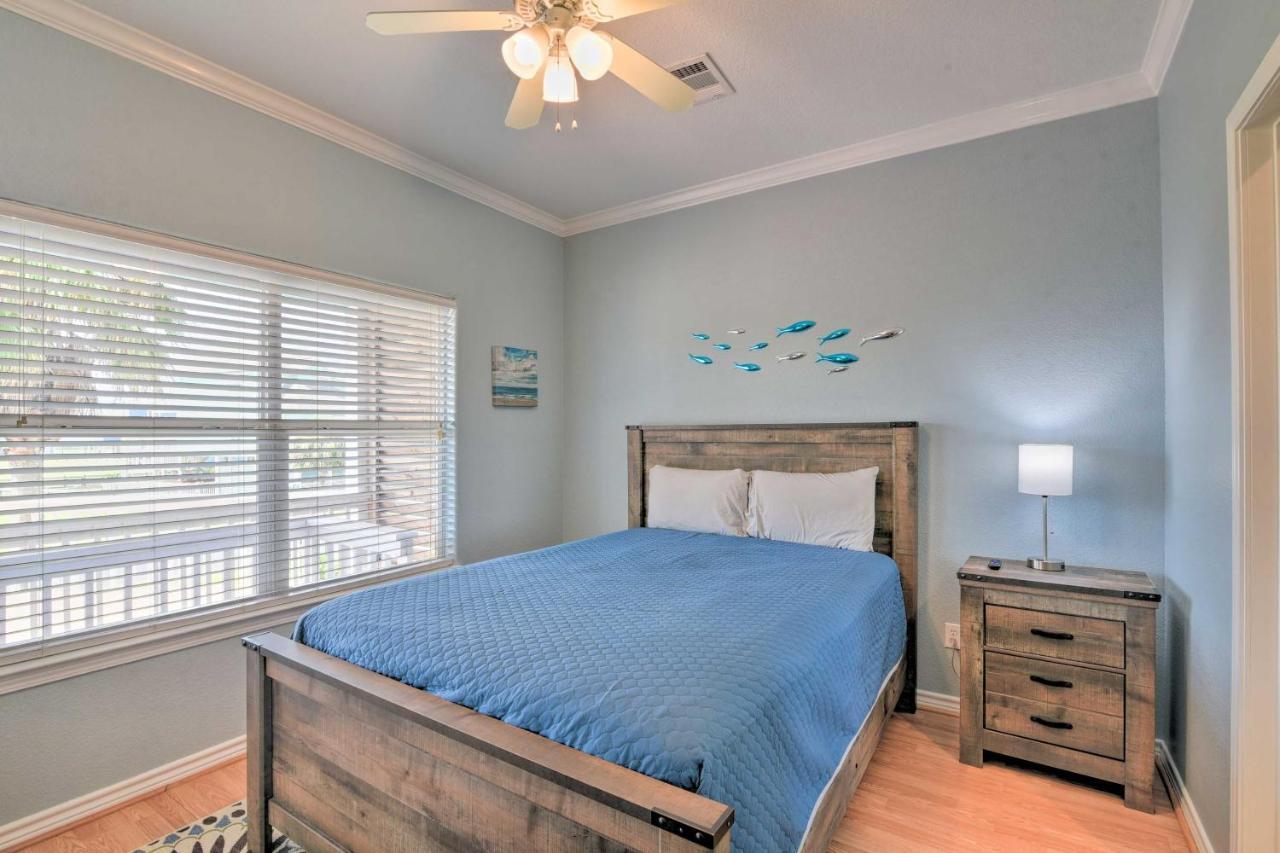 Bright Crystal Beach House, Walk To Coast! Villa Bolivar Peninsula Kültér fotó